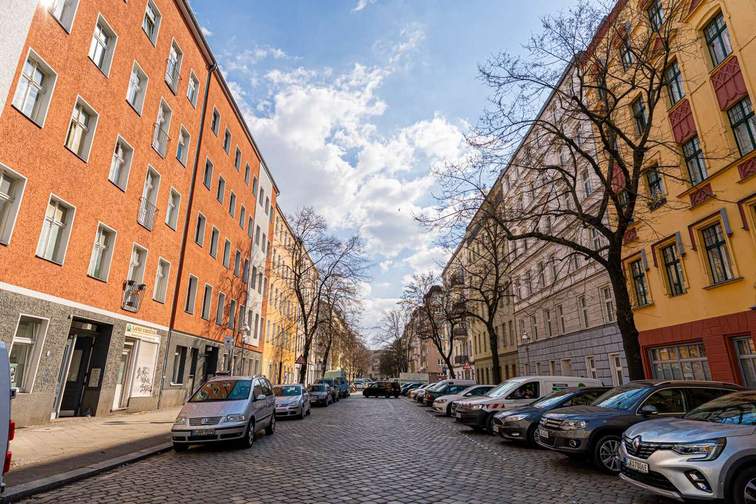 Straße vor dem Haus