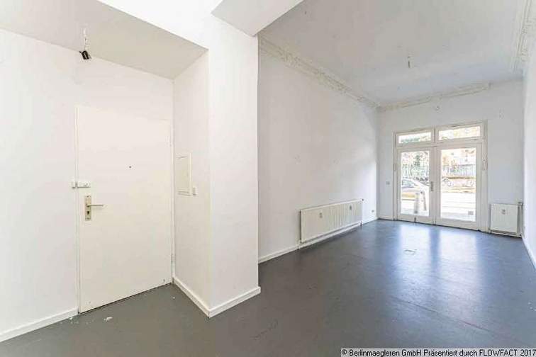 Seiteneingang, Gewerbefläch...