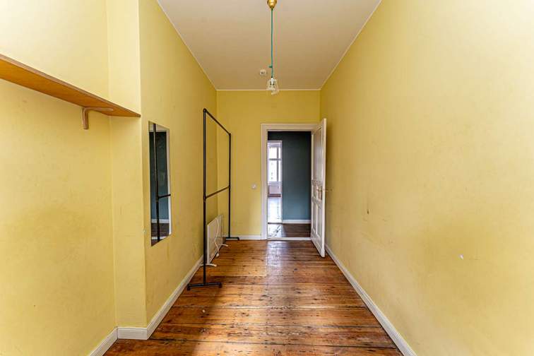 Room 1