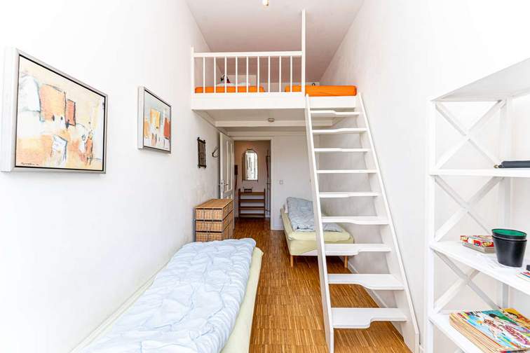 Schlafzimmer 2