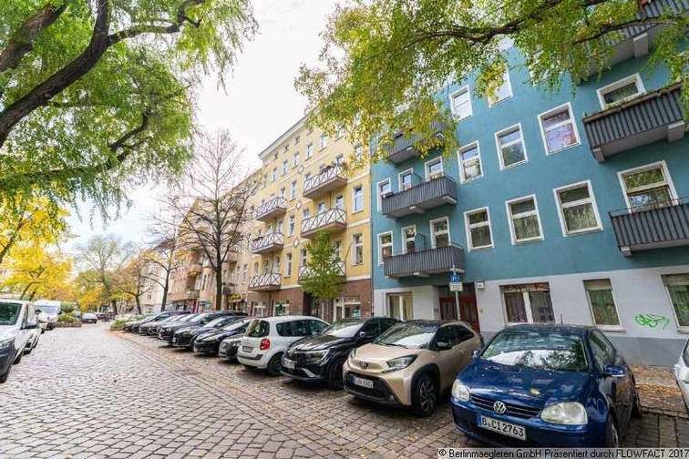 Straße vor dem Haus