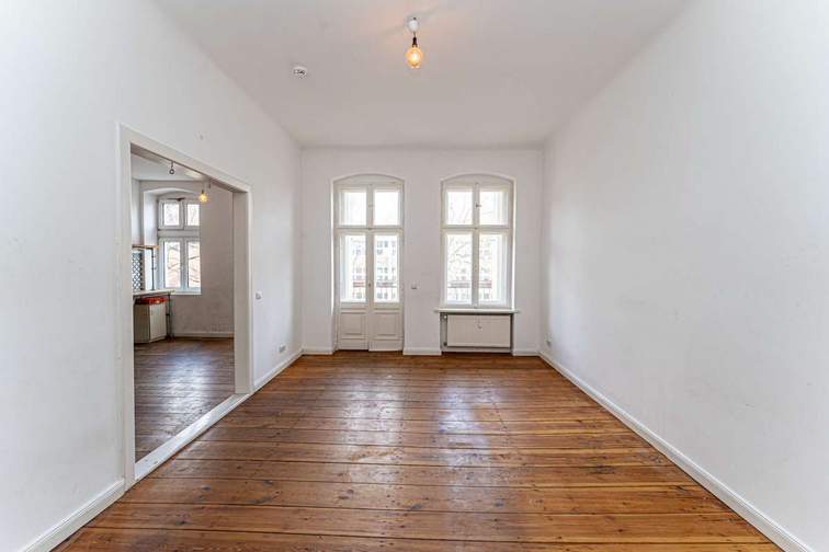 Zimmer 3 mit Balkonzugang 1