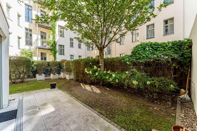 Garden terrace