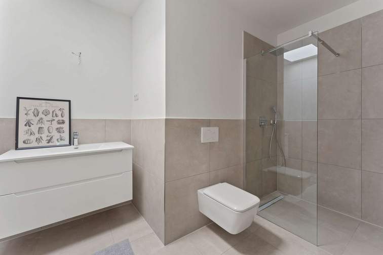 Badezimmer 2