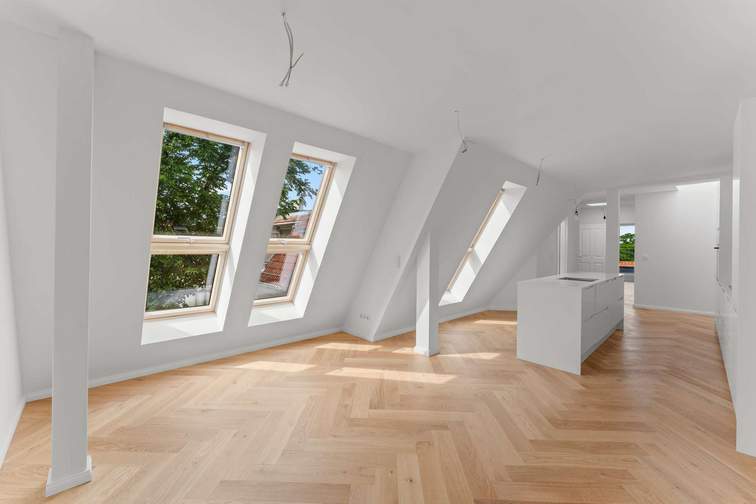 Esszimmer mit offener Küche