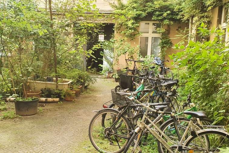 Courtyard with bicycle spaces