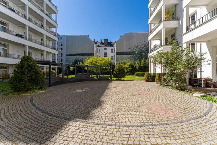 Courtyard side