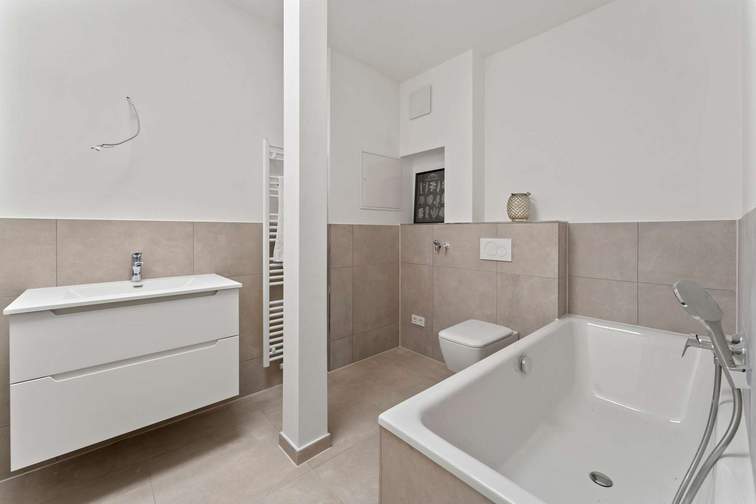 Badezimmer 1