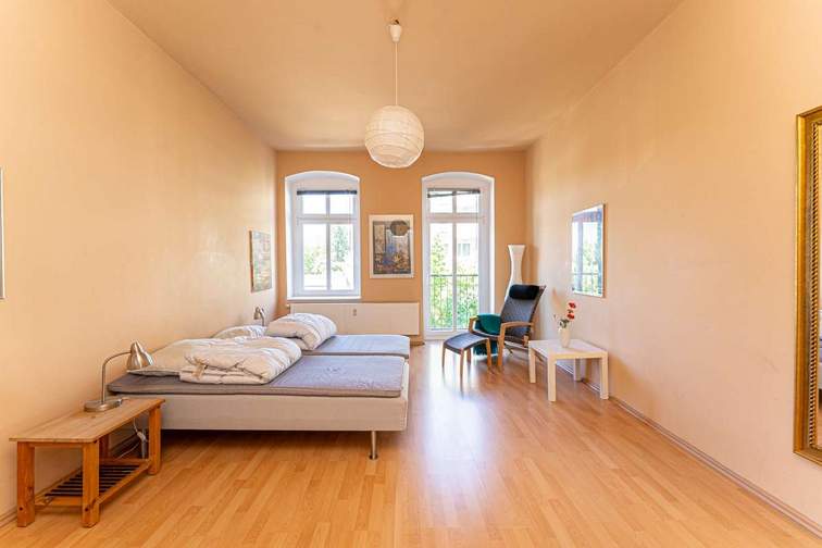 Schlafzimmer 2
