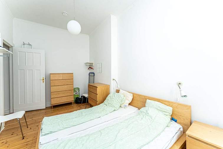 Schlafzimmer 2