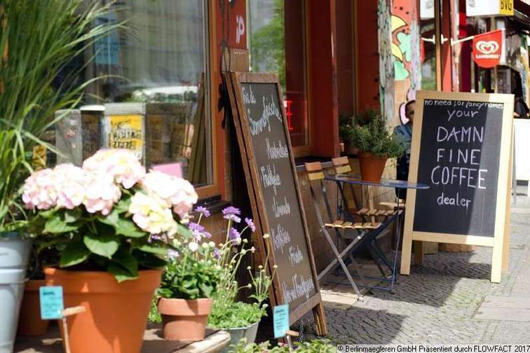Urbane Straßencafes