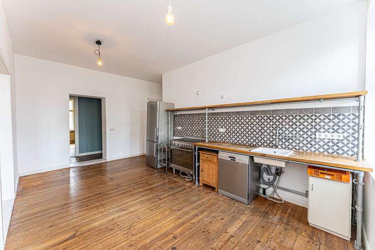 Combined kitchen-living room 4